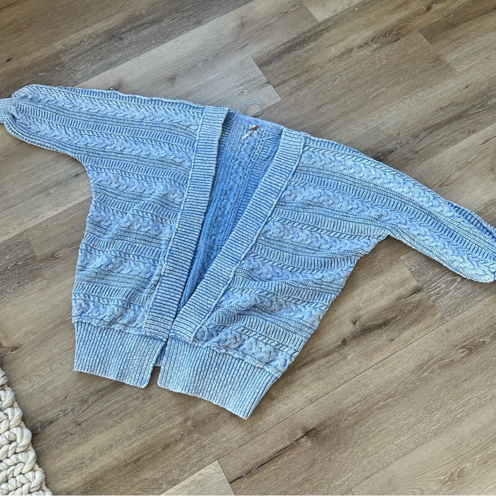 Free People cardigan / sweater